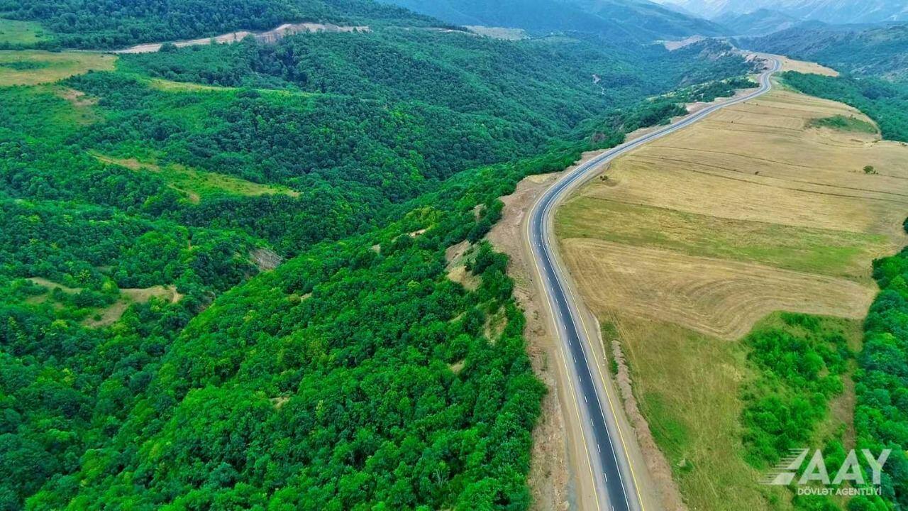 Завершено строительство новой автодороги в обход города Лачин