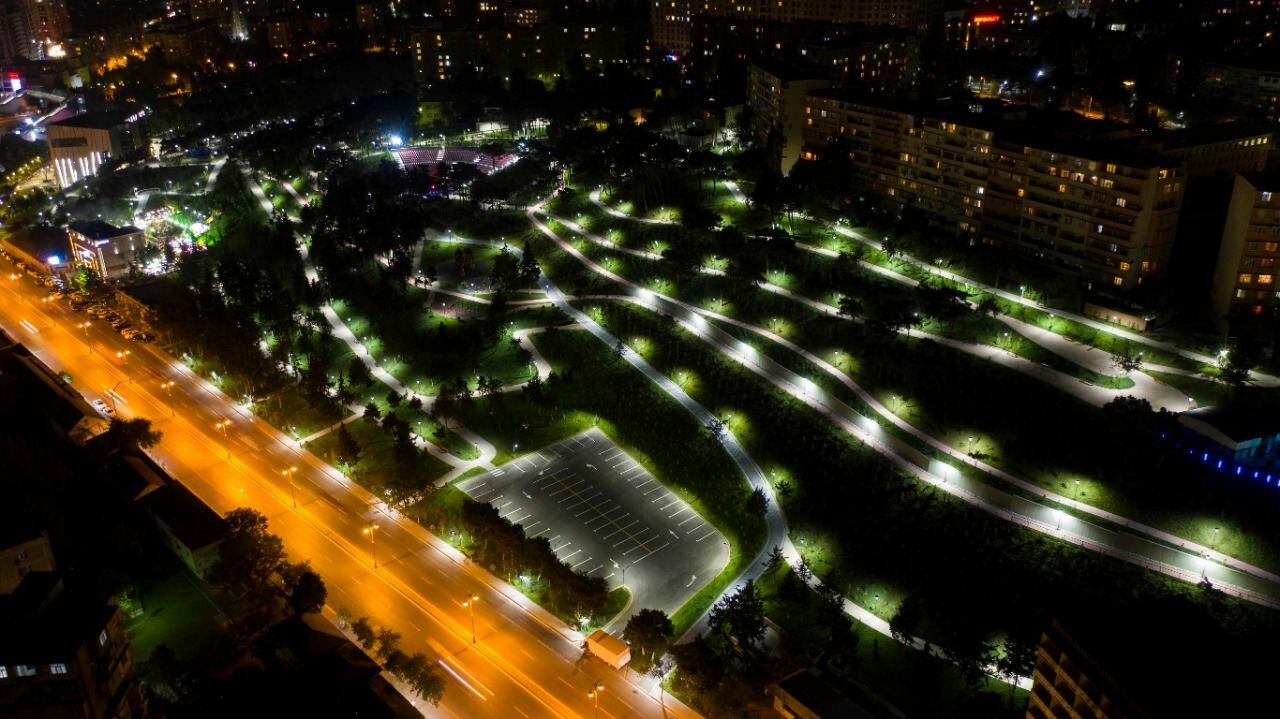 Heydər Parkı yenidənqurma işlərindən sonra istifadəyə verilib