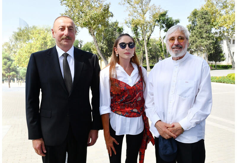 Prezident İlham Əliyev və Birinci xanım Mehriban Əliyeva mədəniyyət və incəsənət xadimləri ilə söhbət ediblər