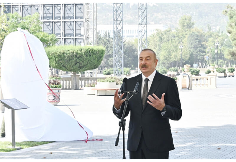 Prezident İlham Əliyev: Azərbaycan xalqı haqlı olaraq Müslüm Maqomayevlə fəxr edir