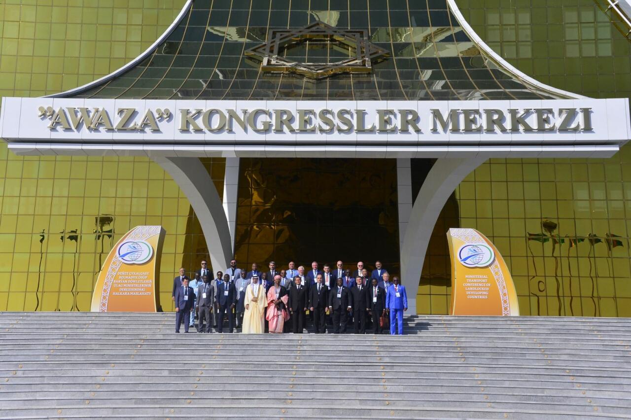 Nəqliyyat dəhlizlərinin effektivliyinin artırılmasında rəqəmsallaşma vacibdir