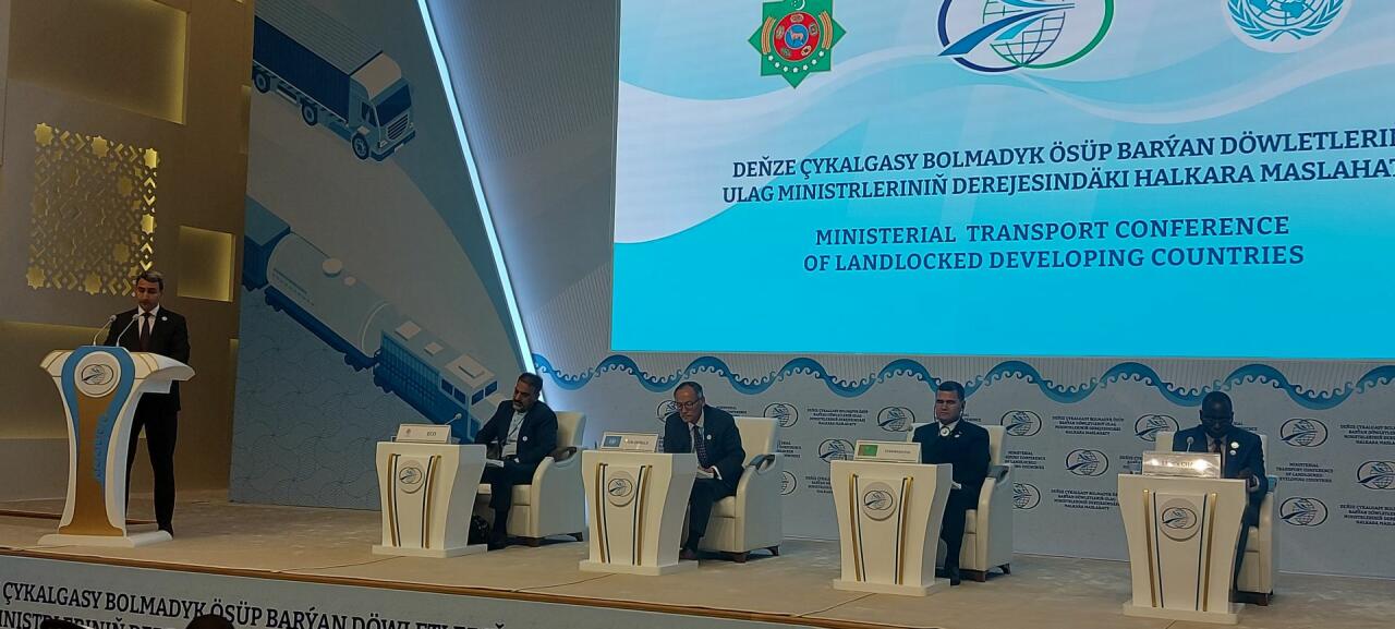 Nəqliyyat dəhlizlərinin effektivliyinin artırılmasında rəqəmsallaşma vacibdir
