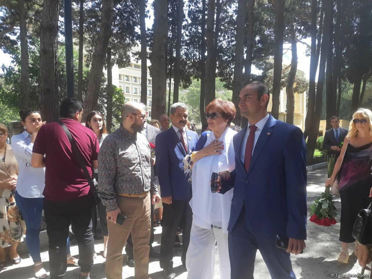 В Баку почтили память Муслима Магомаева