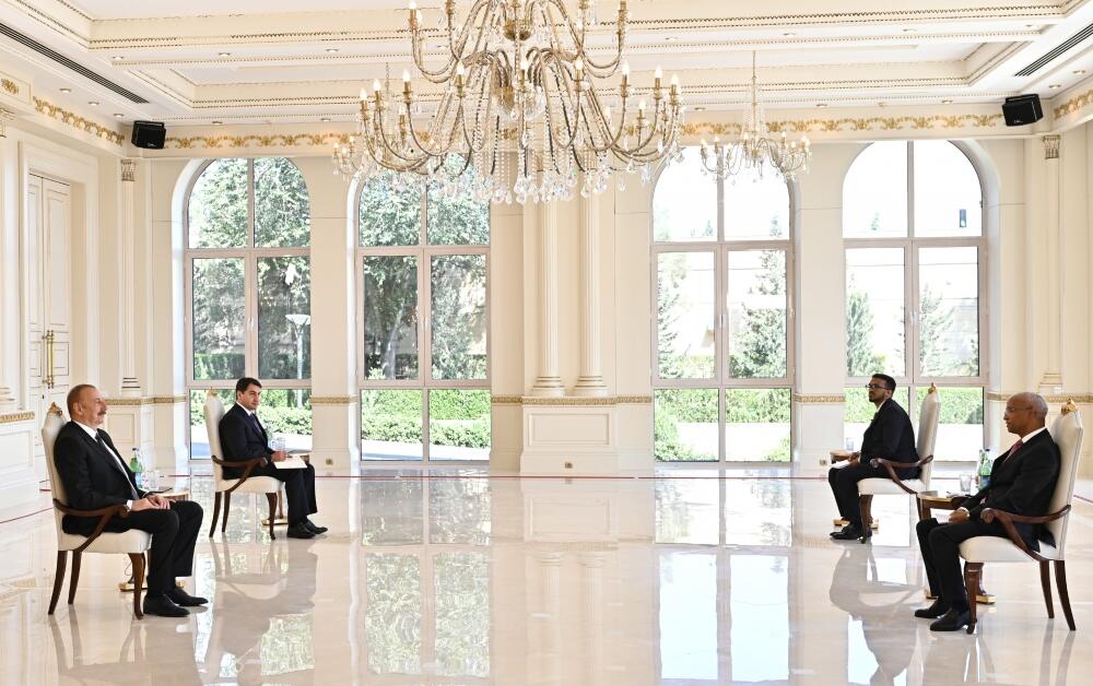 Президент Ильхам Алиев принял верительные грамоты новоназначенного посла Эфиопии