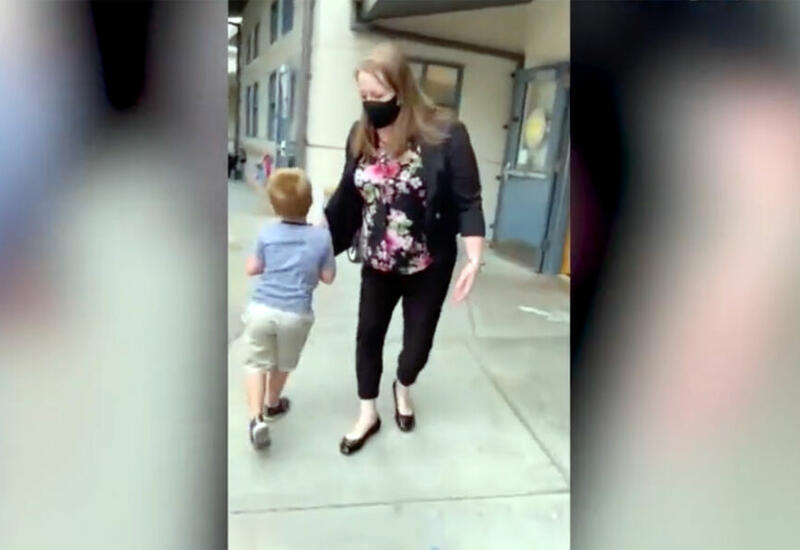 В США директор школы обозлилась на 4-летнего ученика без маски и...