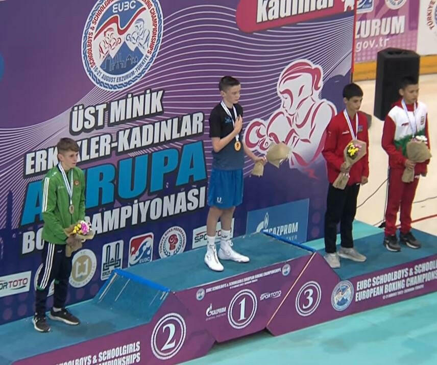 Сборная Азербайджана по боксу завершила чемпионат Европы пятью медалями