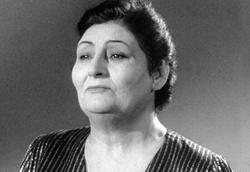 Üzeyir bəy onun sözüylə operanı dəyişdi, can verən həmkarının başı üstündə oxudu