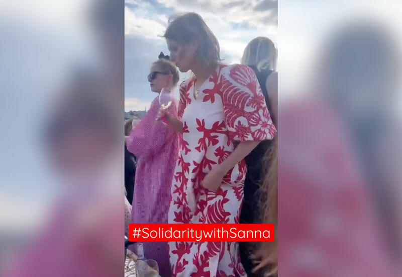 Финские женщины поют и танцуют в поддержку премьер-министра