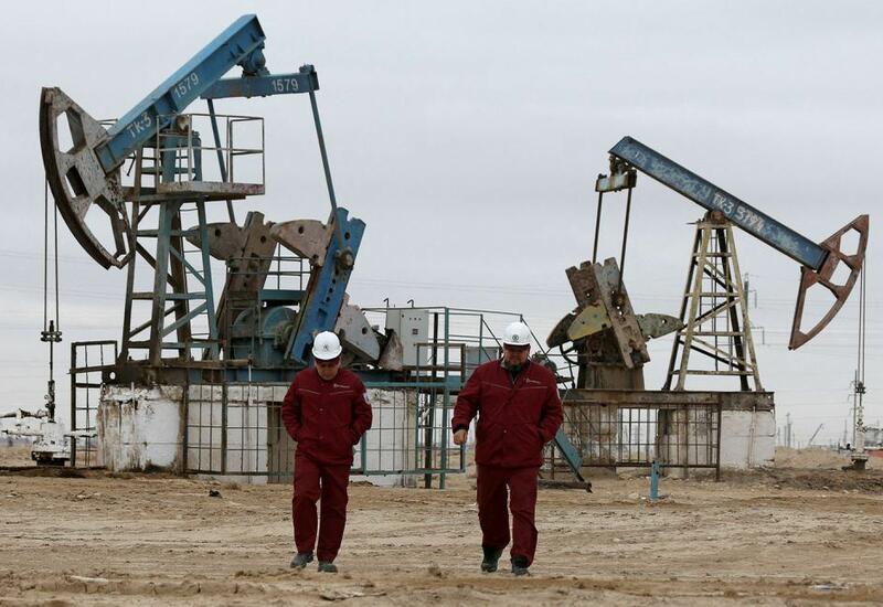 Стоимость Brent превысила $100 за баррель