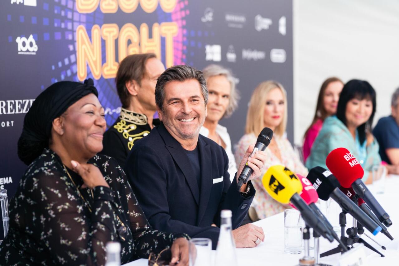Солистка группы Boney M Лиз Митчелл восхищена кадрами из азербайджанского фильма "Свекровь"