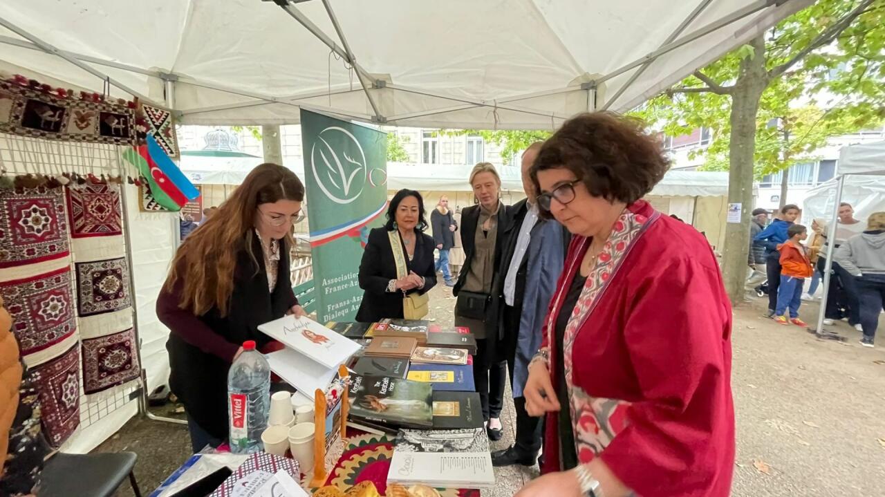 Культура Азербайджана представлена в пятнадцати муниципальных округах Парижа