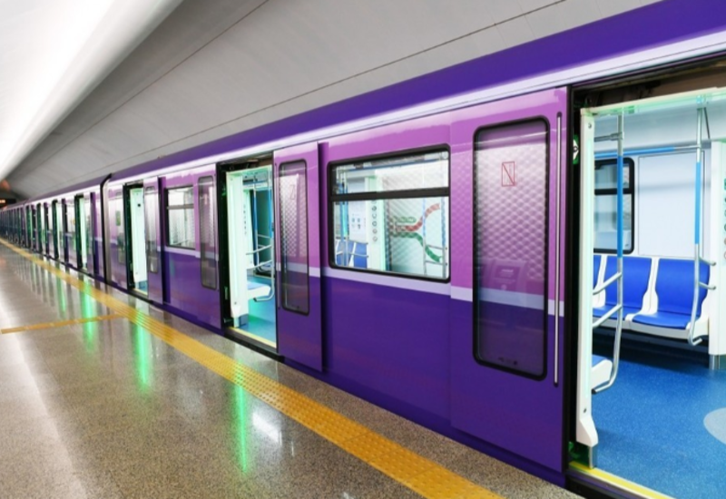 Bakı metrosu qatarların hərəkət qrafikini dəyişir