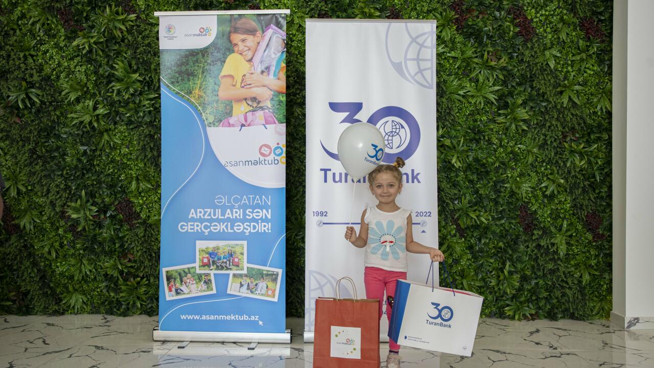 TuranBank “ASAN Məktub”la birgə məktəblilərin arzularını gerçəkləşdirib