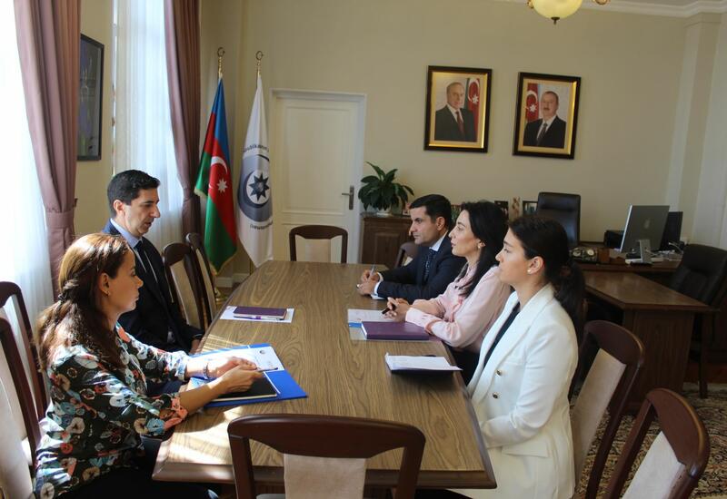 Ombudsman Beynəlxalq Miqrasiya Təşkilatının ölkəmizdəki nümayəndəliyinin rəhbəri ilə görüşüb