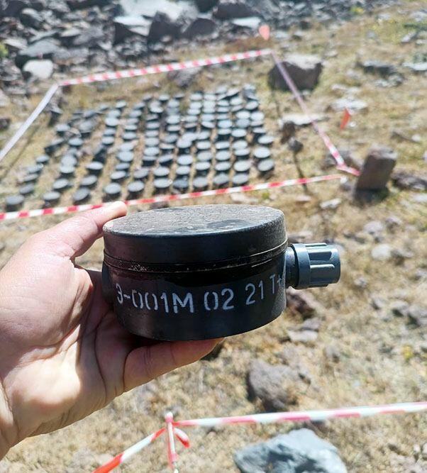 В Лачине обнаружены мины, установленные армянскими ВС