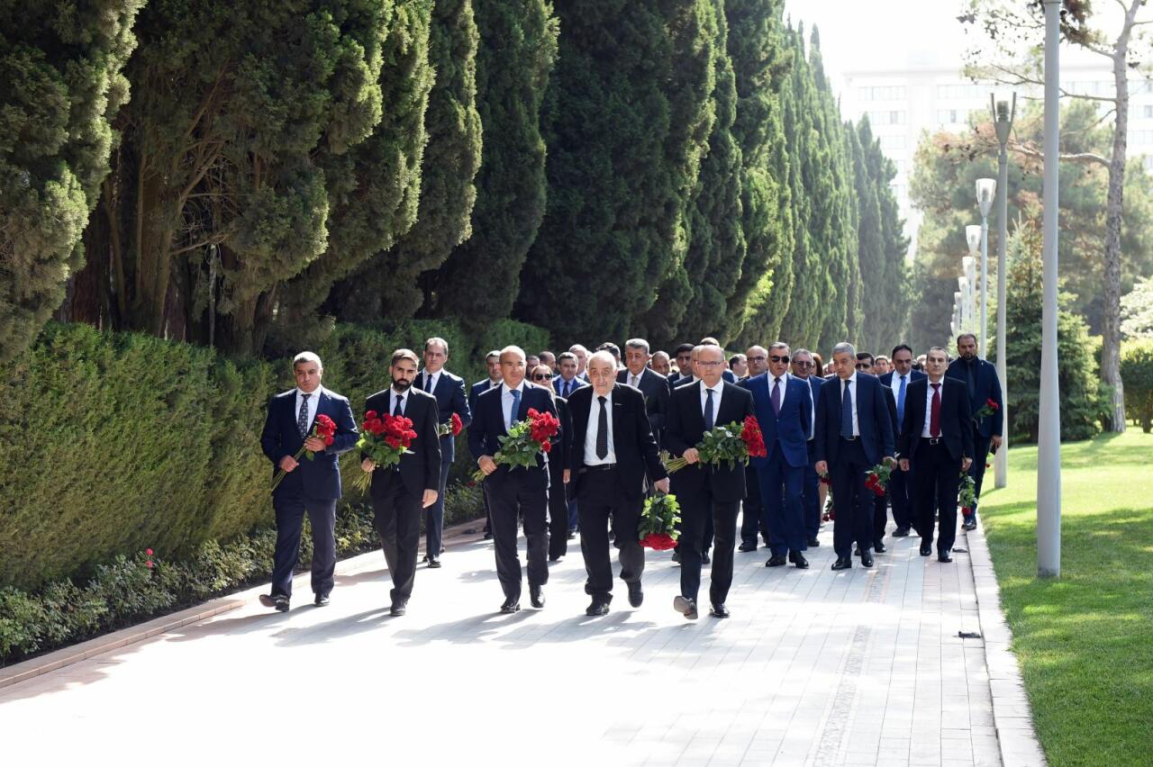 SOCAR-da “Neftçilər Günü” münasibətilə tədbir keçirilib