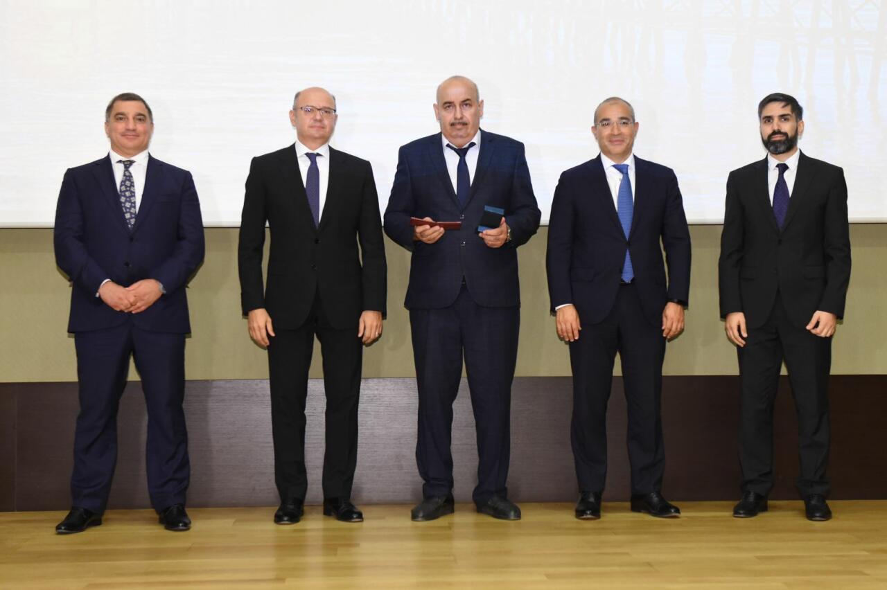 SOCAR-da “Neftçilər Günü” münasibətilə tədbir keçirilib