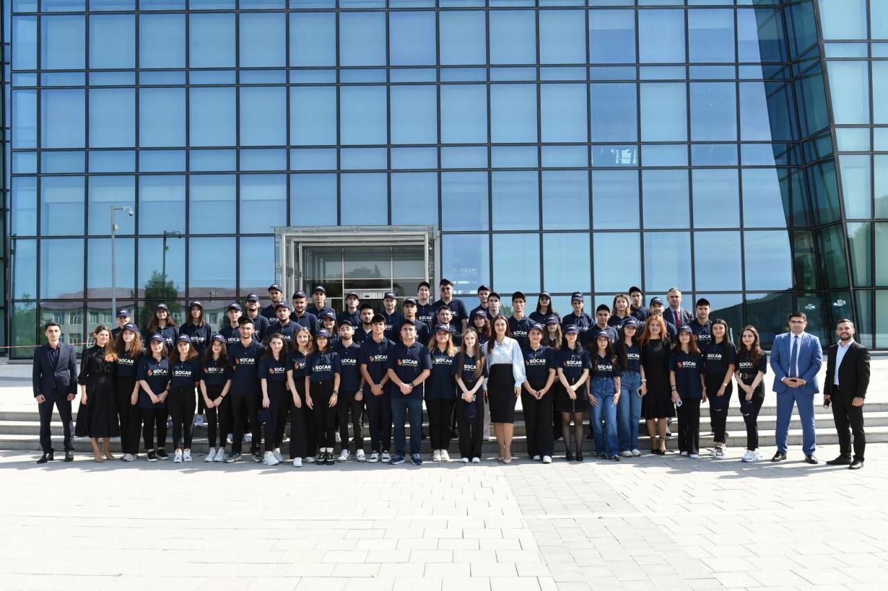 SOCAR-da “Neftçilər Günü” münasibətilə tədbir keçirilib