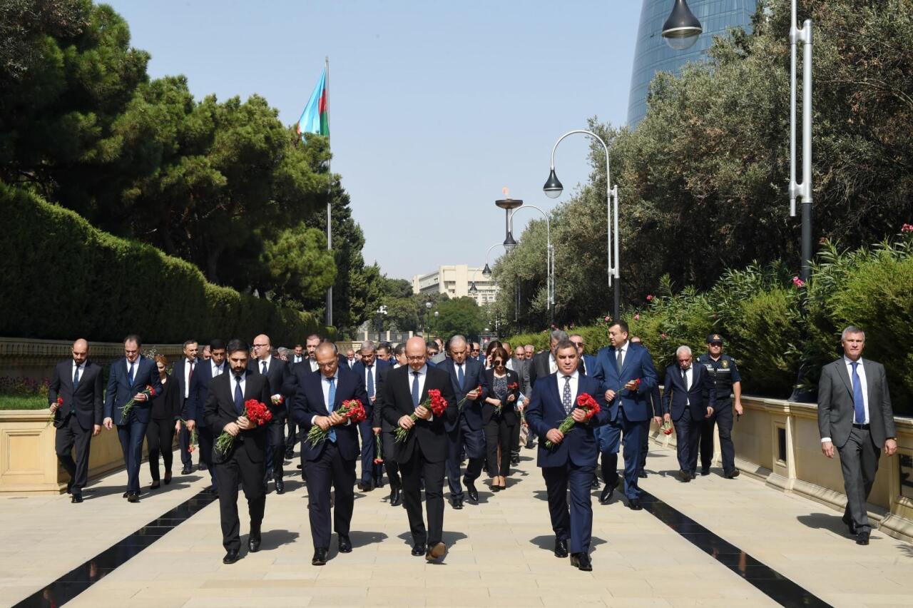 SOCAR-da “Neftçilər Günü” münasibətilə tədbir keçirilib