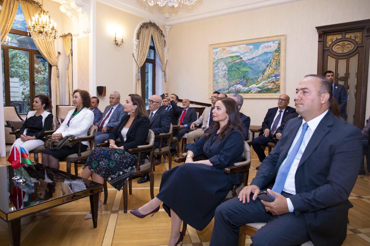 “Cultural Network House” Azərbaycan mədəni irsinin təbliğini beynəlxalq müstəvidə davam etdirir!
