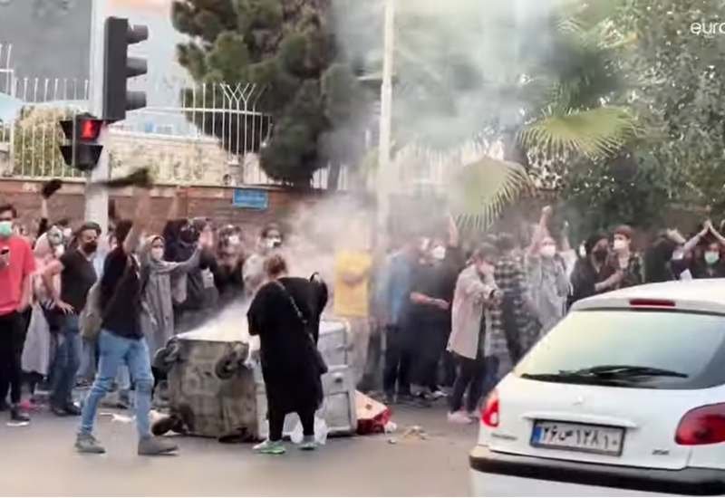 Первые жертвы протестов в Иране