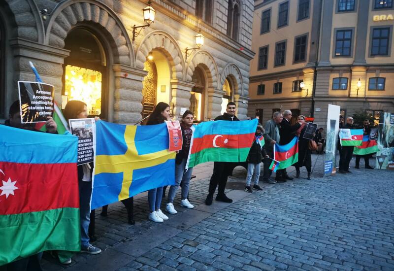 Aзербайджанская община провела пикет перед парламентом Швеции