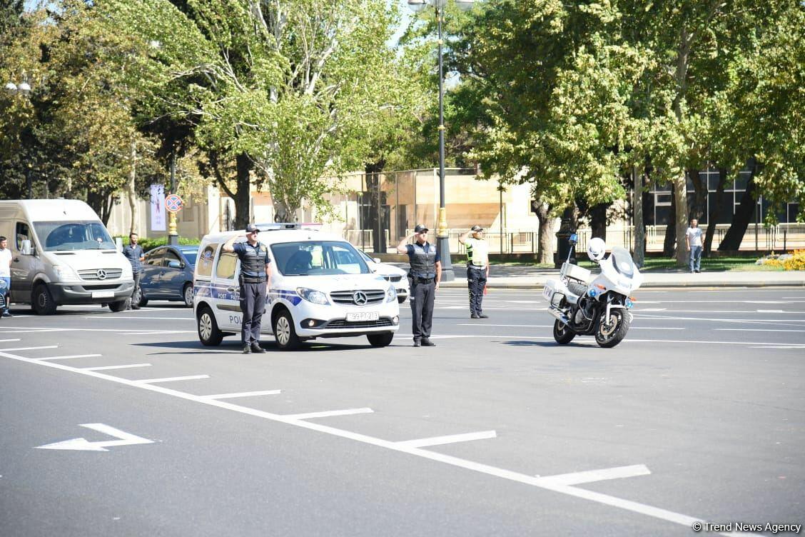В Азербайджане минутой молчания почтили память шехидов Отечественной войны