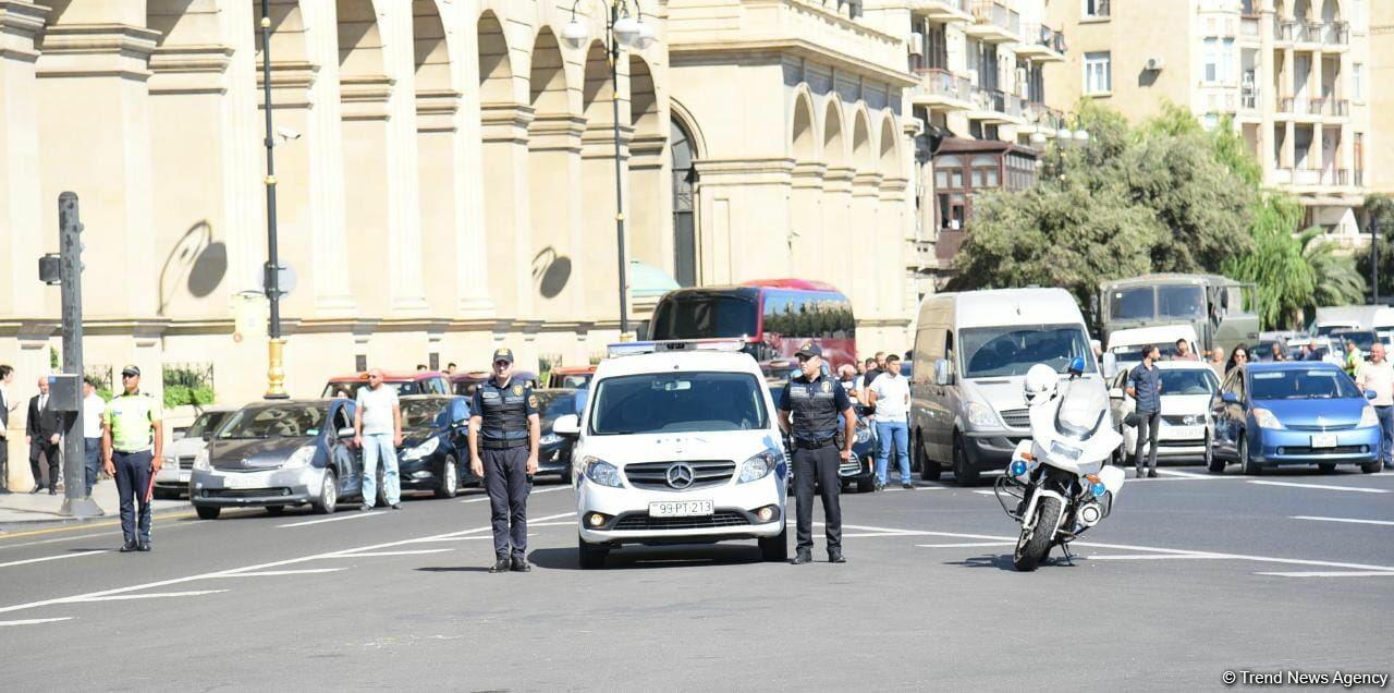 В Азербайджане минутой молчания почтили память шехидов Отечественной войны