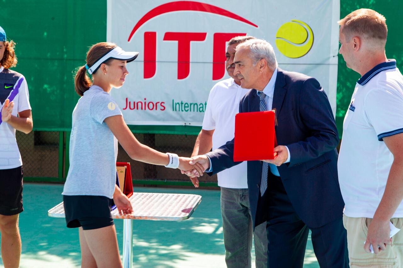 Bakı Tennis Akademiyasında ənənəvi ITF Payız Kuboku turnirinin növbəti - 4-cü mərhələsi sona çatıb