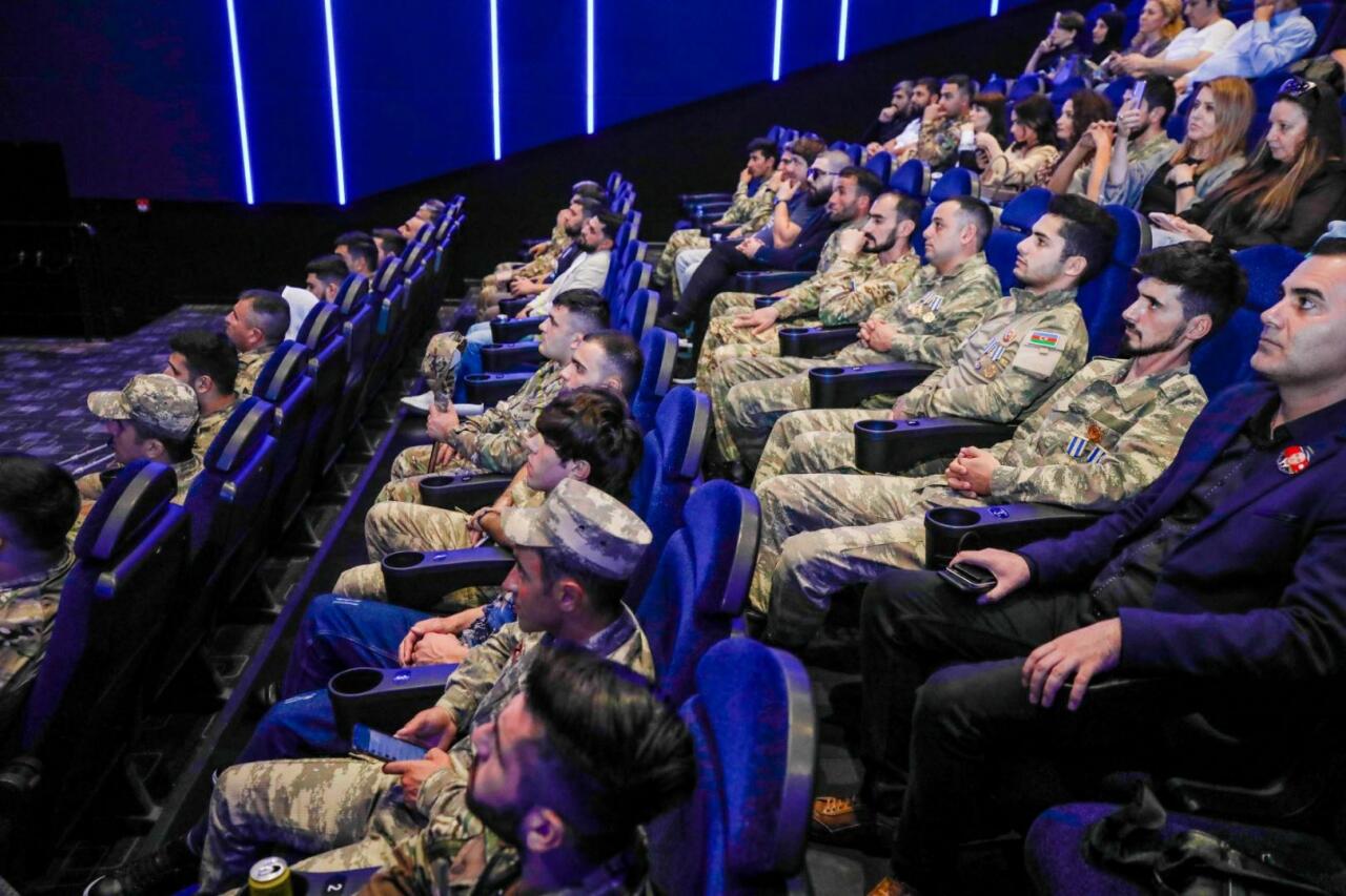 В CinemaPlus прошел показ художественного фильма "Köhnə çamadanlar"