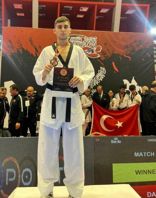Azərbaycan taekvondoçusu Avropa çempionu olub