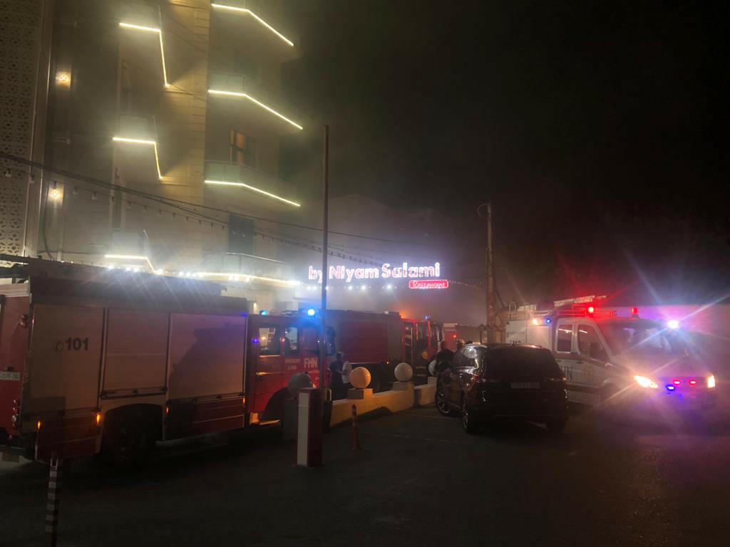 Пожар в отеле в Новханы потушен