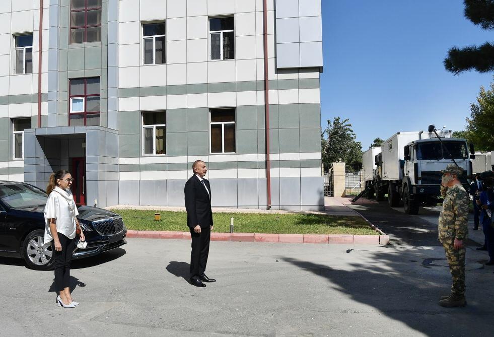 Хроника Победы (30.09.2020): Президент Ильхам Алиев и Первая леди Мехрибан Алиева встретились с ранеными военнослужащими, лечащимися в Центральном военном клиническом госпитале минобороны