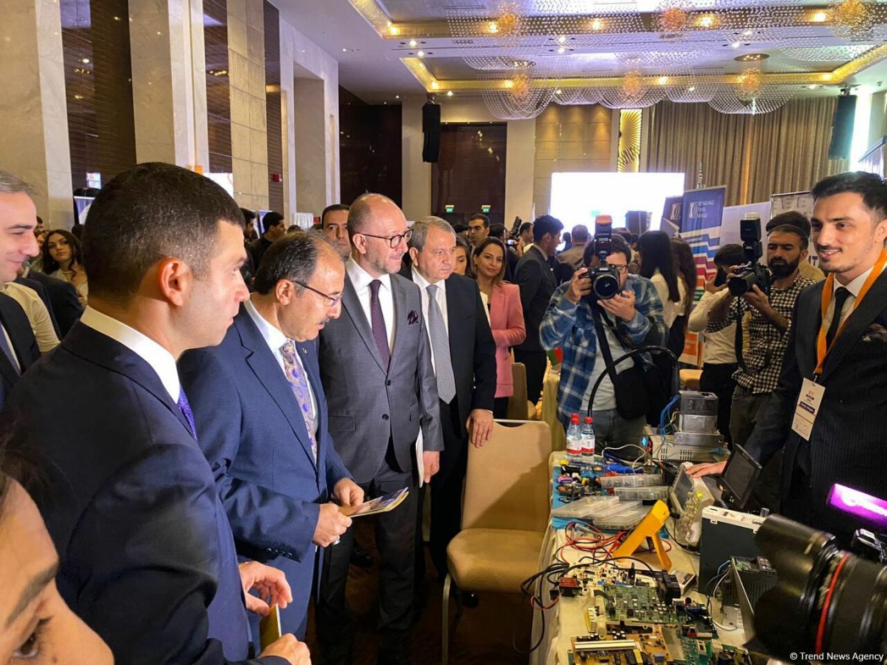 В Баку открылась образовательная выставка BYF EduExpo 2022