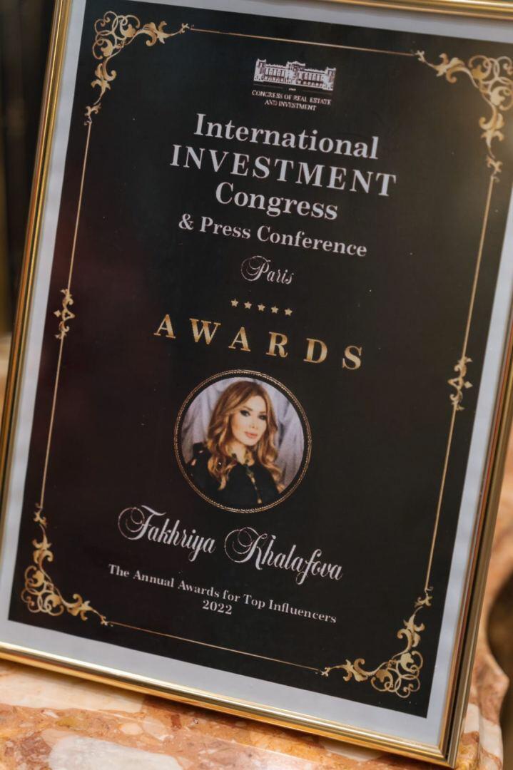Фахрия Халафова удостоена в Париже международной премии The Annual Awards for Top İnfluencers 2022