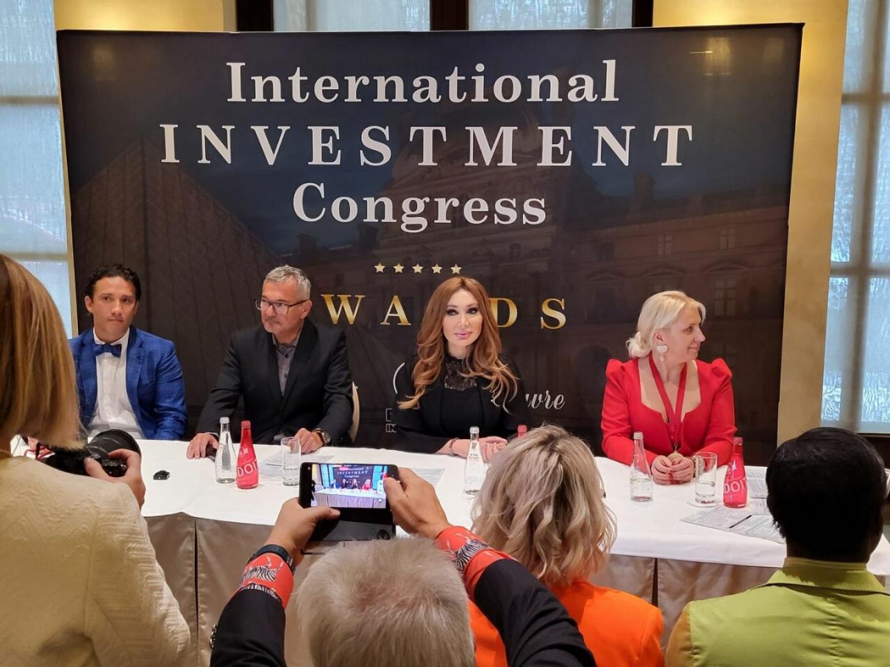 Фахрия Халафова удостоена в Париже международной премии The Annual Awards for Top İnfluencers 2022