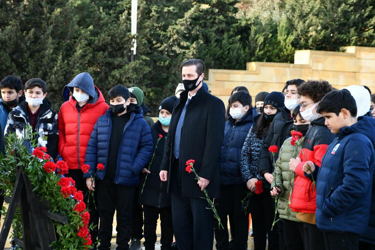Итальянец с азербайджанской душой, директор European Azerbaijan School Франческо Банкини: удивительная история - от скромного района в Неаполе до Баку