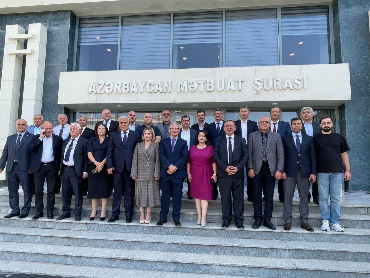 Mətbuat Şurasının yeni seçilmiş İdarə Heyətinin ilk iclası keçirilib, sədr müavinləri seçilib