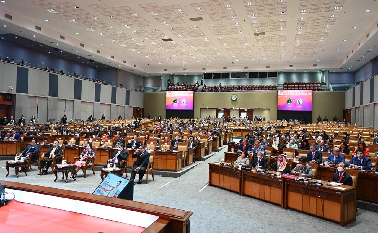 Sahibə Qafarova Cakartada “Böyük iyirmilik” ölkələrinin parlament sədrlərinin 8-ci Sammitində çıxış edib