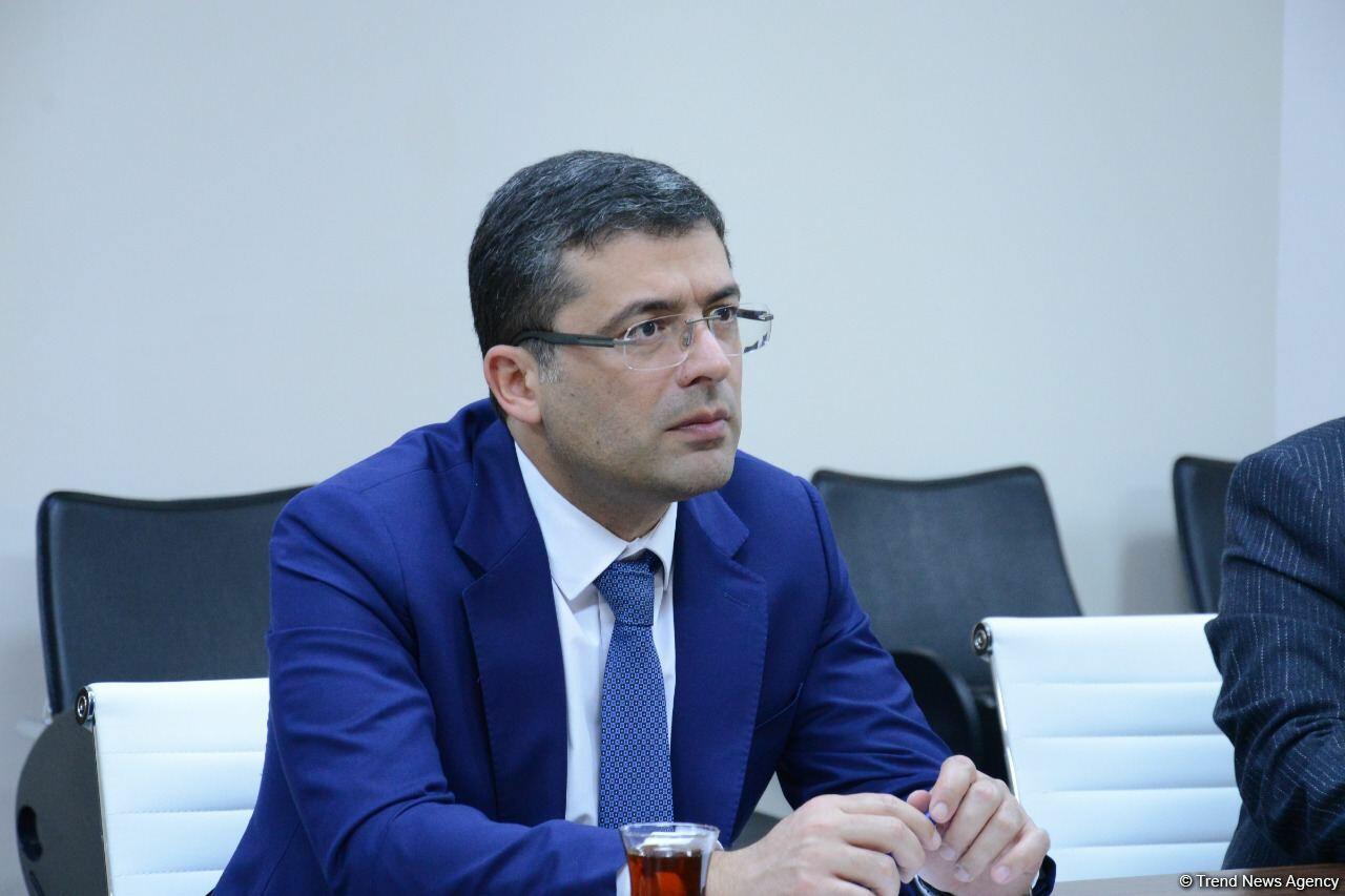 Состоялась встреча между руководством Агентства развития медиа Азербайджана и DHA