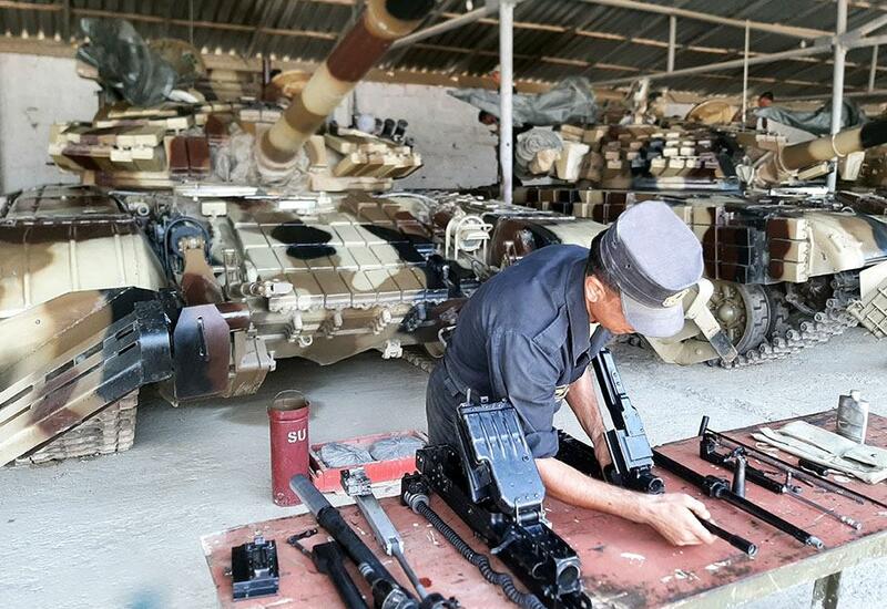 Вооружение и военная техника азербайджанской армии переводятся на осенне-зимний режим эксплуатации