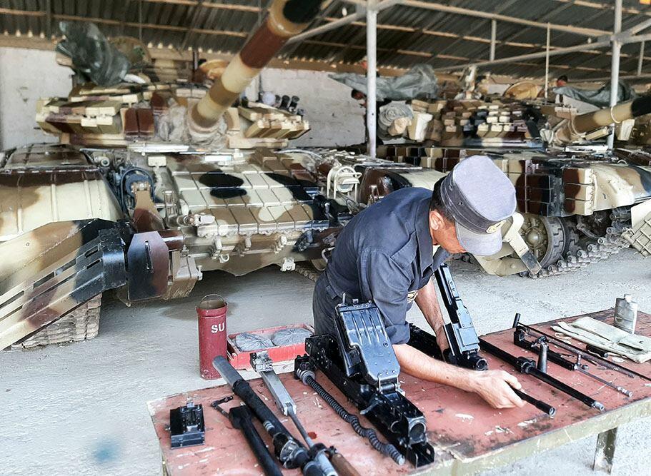Вооружение и военная техника азербайджанской армии переводятся на осенне-зимний режим эксплуатации