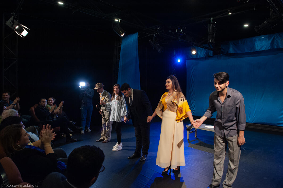 Akademik Milli Dram Teatrında “Yay günü” tamaşasının premyerası keçirilib