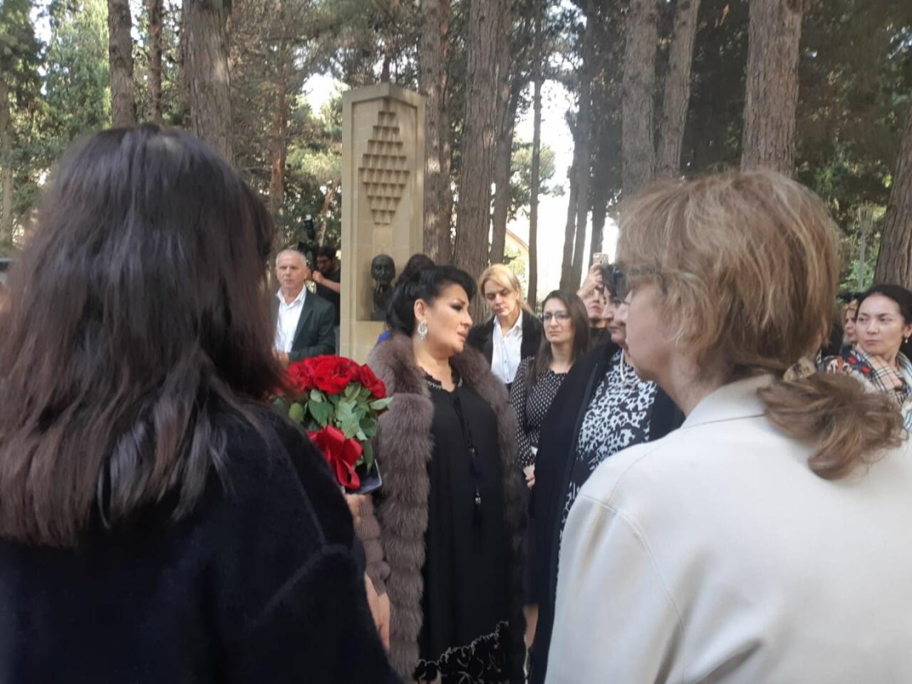 100-летие Шовкет Алекперовой – деятели культуры почтили память народной артистки