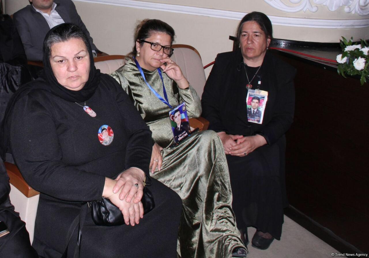 Айбениз Гашимова провела концерт, посвященный 100-летию Шовкет Алекперовой