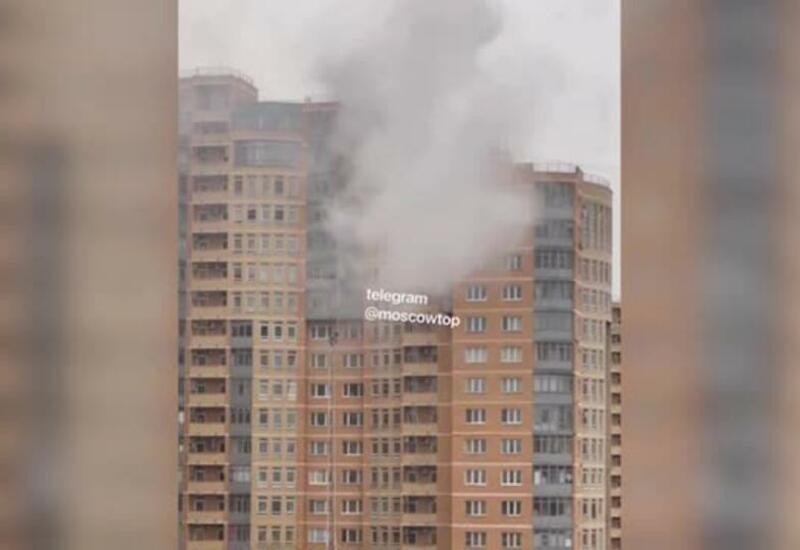 Мать с ребенком спасли во время пожара в Москве