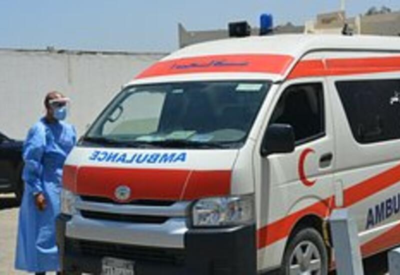 В Египте автобус упал в канал