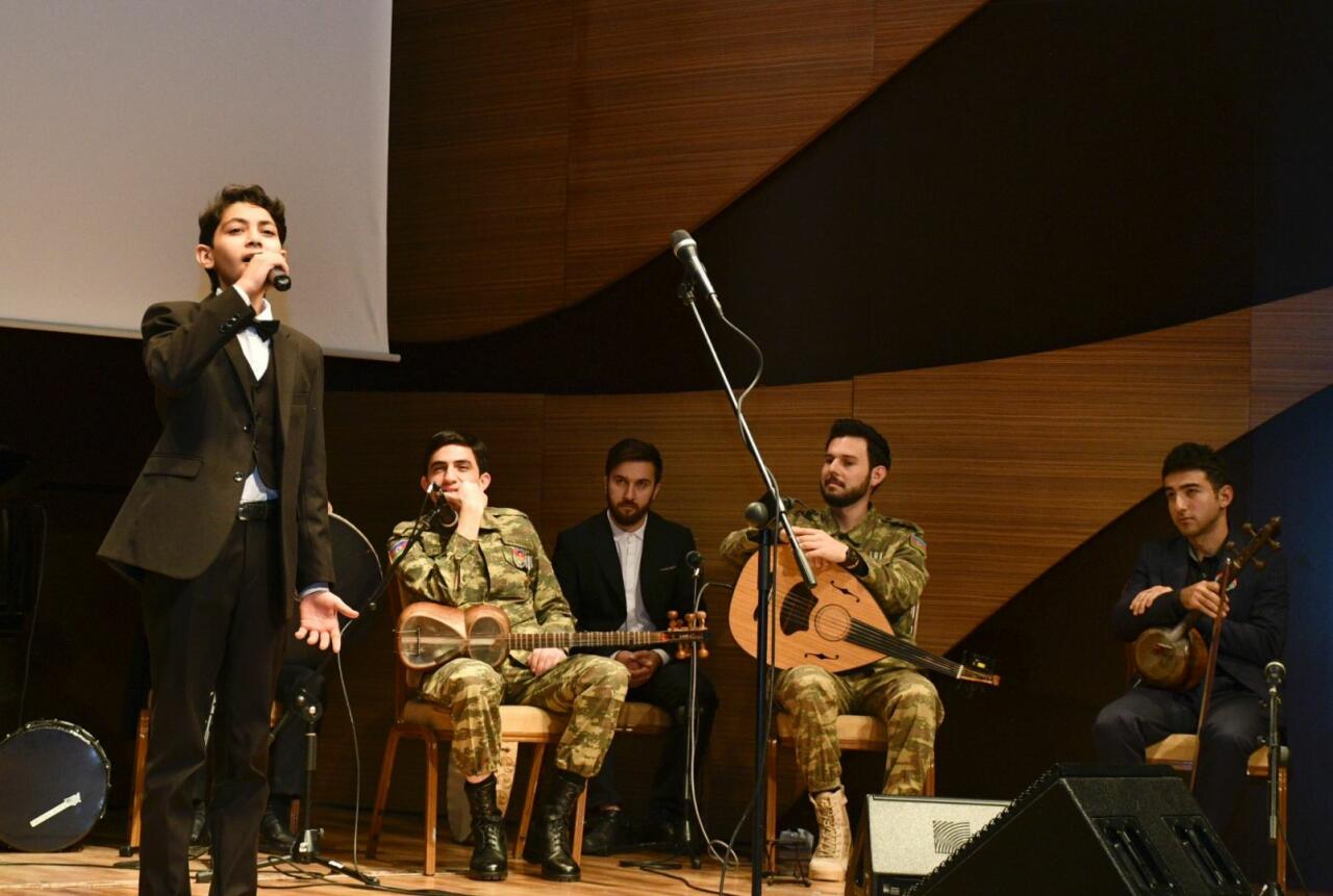 Слова и музыка азербайджанских героев – освободителей Карабаха