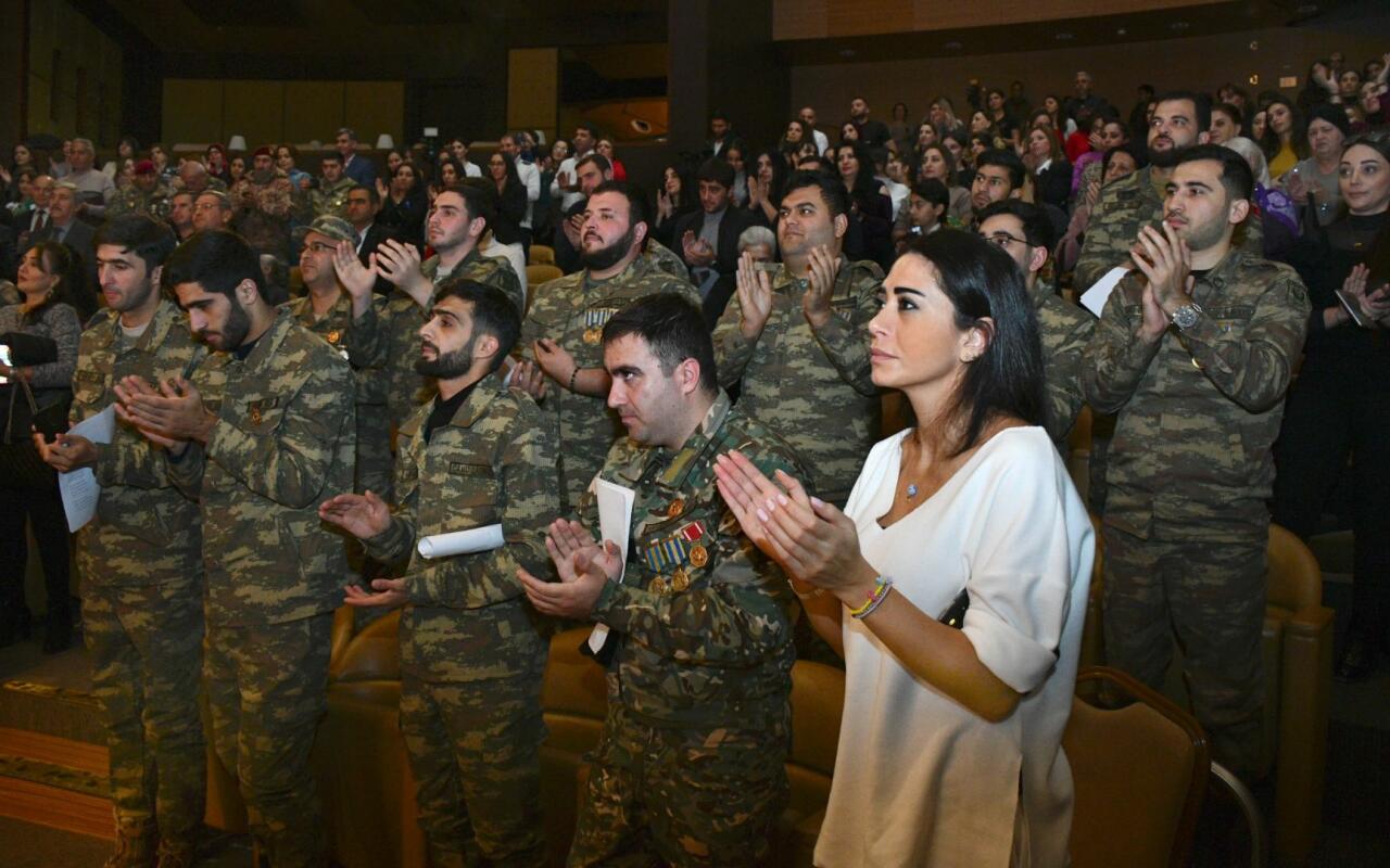 Слова и музыка азербайджанских героев – освободителей Карабаха