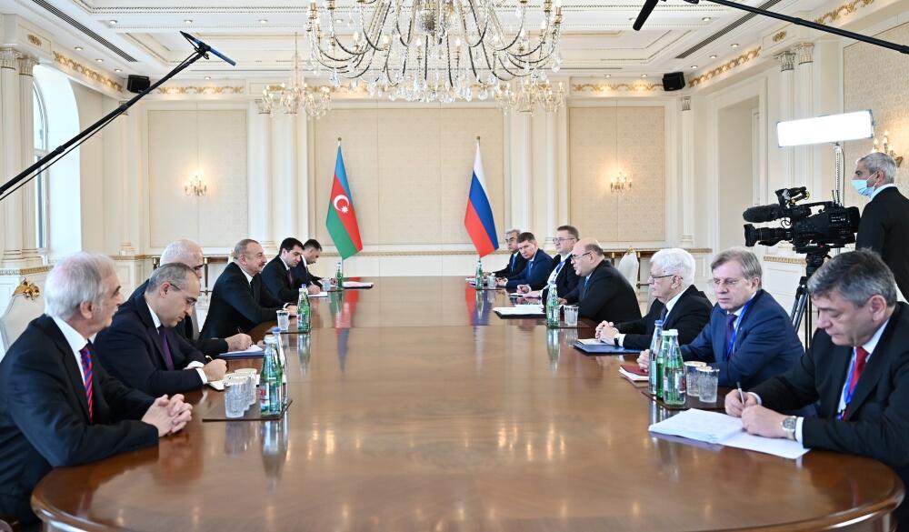 Состоялась встреча Президента Азербайджана Ильхама Алиева с председателем Правительства России в расширенном составе